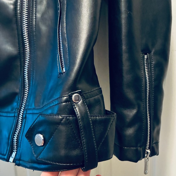 Guess Oversized Faux Leather Moto Jacket - Picture 7 of 13